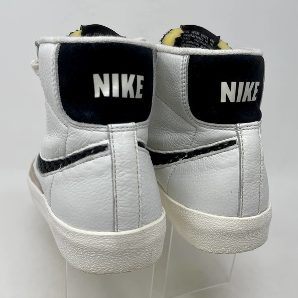 Nike Blazer Mid 77 Sneakers Womens 7 1/2 White Leather 01:J.10.3 - Picture 4 of 9